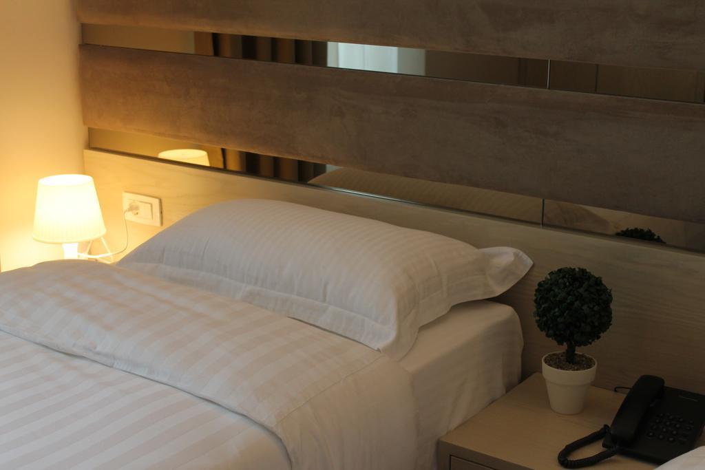 Capital Bruci Hotel 3*